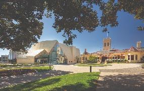 St Leonard's College